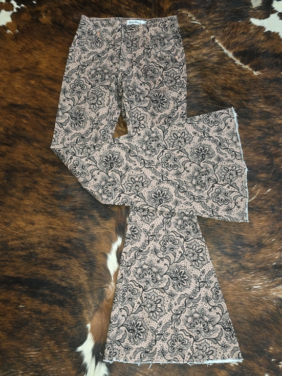 Ranch Dress’N Denim - Ranch DRESSN Floral Mauve Bell Bottom Pants in Blush and Black
